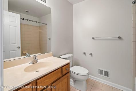 86 Deepwater Circle Manalapan NJ 07726
