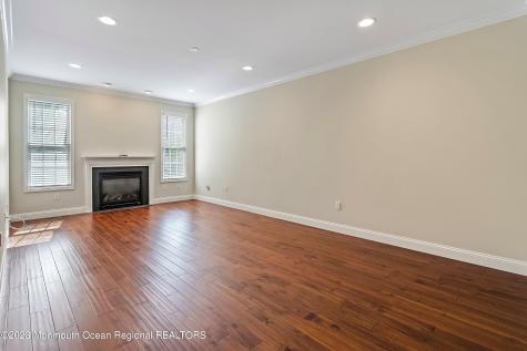 86 Deepwater Circle Manalapan NJ 07726