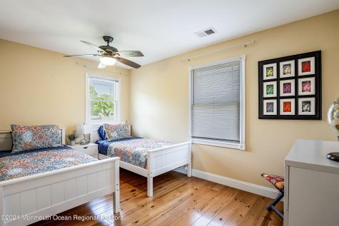 132 Sampson Place Long Branch NJ 07740