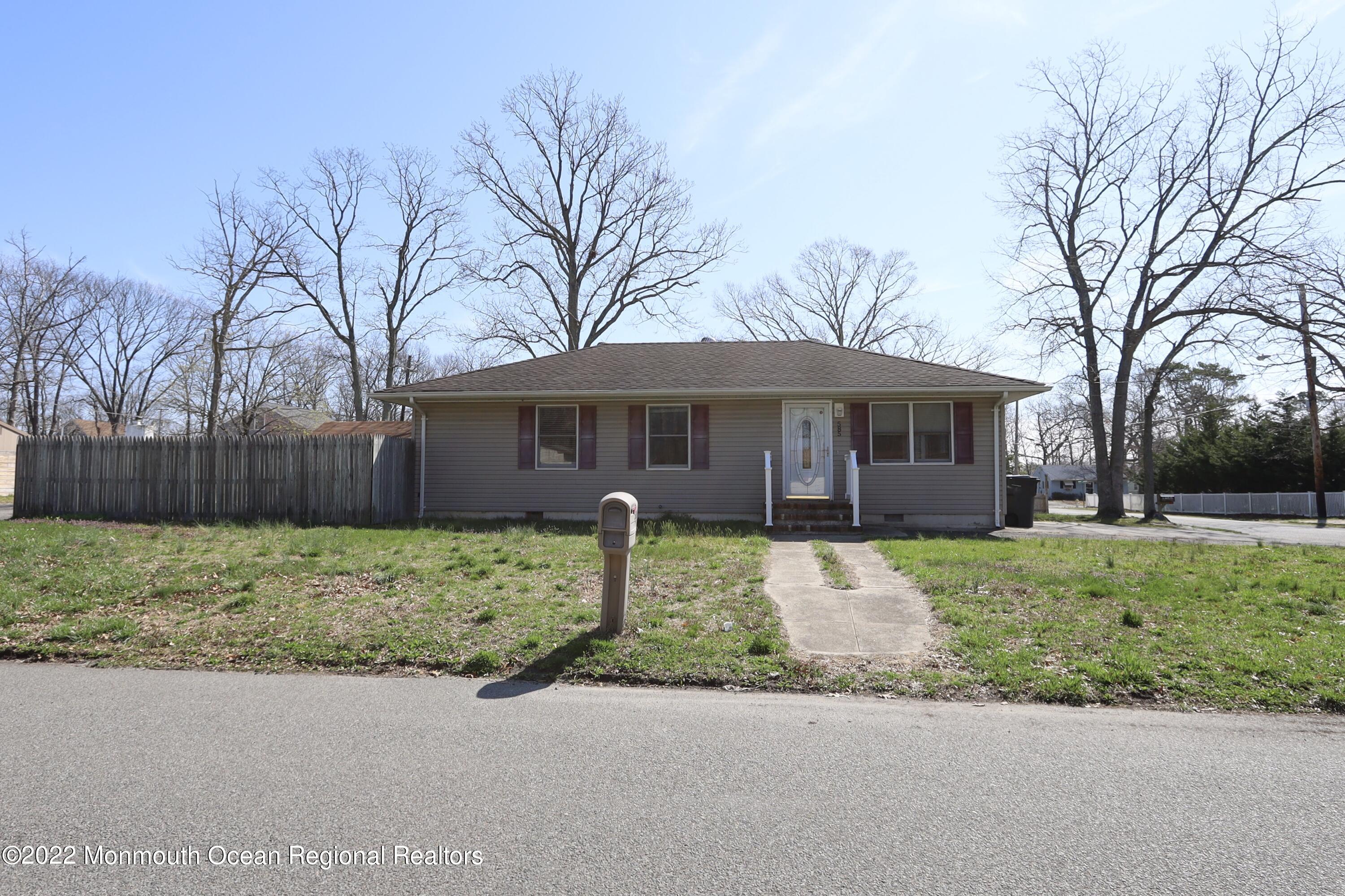 585 Sica Lane Toms River NJ 08753