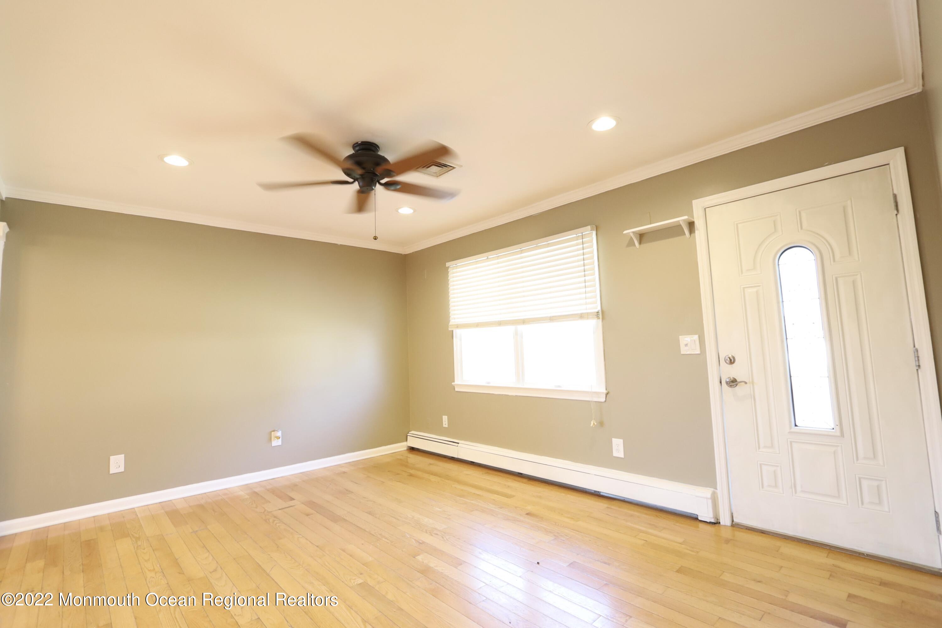 585 Sica Lane Toms River NJ 08753