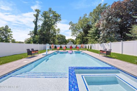 8 Woodrow Street Oakhurst NJ 07755
