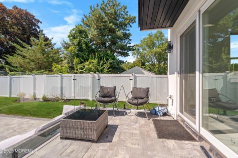 8 Woodrow Street Oakhurst NJ 07755