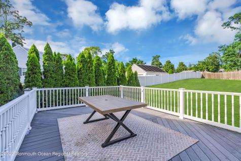 17 Johnston Street Oakhurst NJ 07755