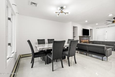 17 Johnston Street Oakhurst NJ 07755
