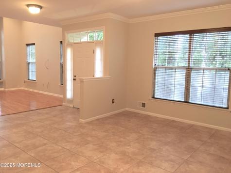 44 Poplar Lane Holmdel NJ 07733