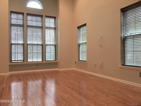44 Poplar Lane Holmdel NJ 07733