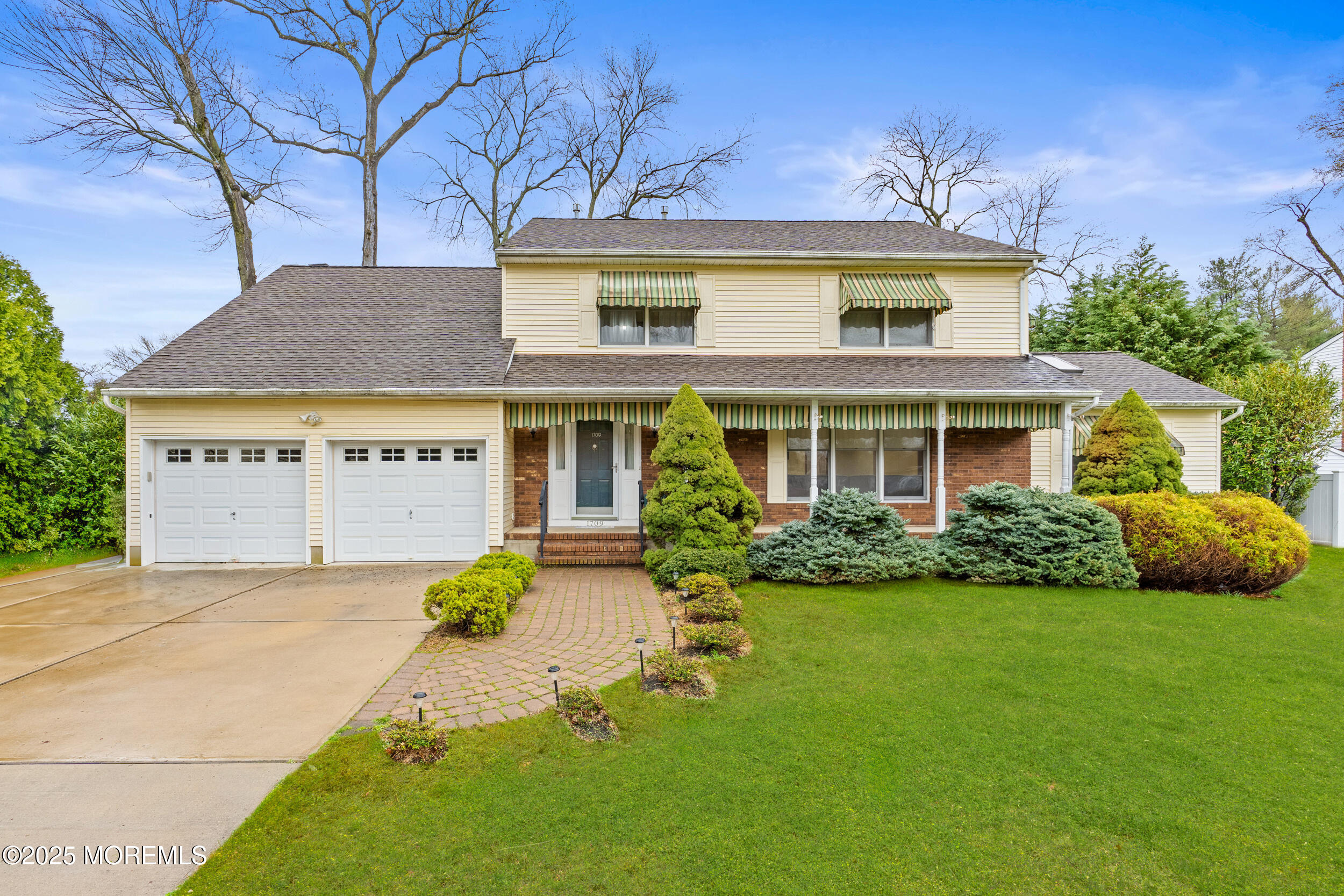1709 Fanwood Street Oakhurst NJ 07755