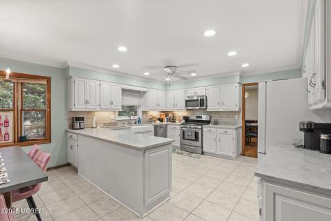 1709 Fanwood Street Oakhurst NJ 07755