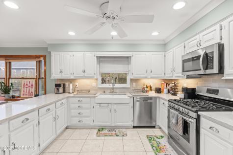 1709 Fanwood Street Oakhurst NJ 07755