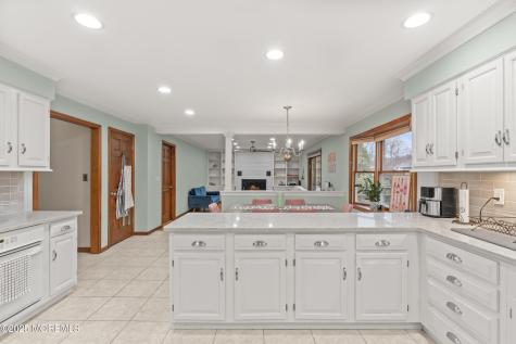 1709 Fanwood Street Oakhurst NJ 07755