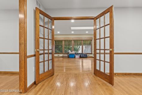 1709 Fanwood Street Oakhurst NJ 07755