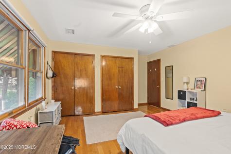 1709 Fanwood Street Oakhurst NJ 07755