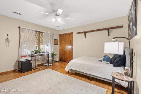 1709 Fanwood Street Oakhurst NJ 07755