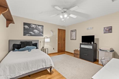 1709 Fanwood Street Oakhurst NJ 07755