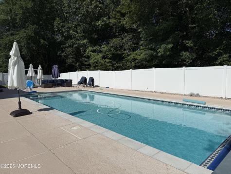 7 Harvard Court Oakhurst NJ 07755