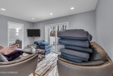 7 Harvard Court Oakhurst NJ 07755