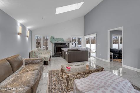7 Harvard Court Oakhurst NJ 07755