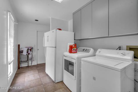 7 Harvard Court Oakhurst NJ 07755