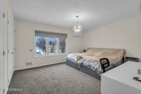 7 Harvard Court Oakhurst NJ 07755