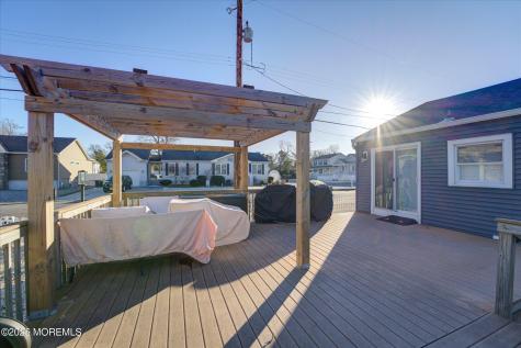515 Stone Harbor Avenue Ocean Gate NJ 08740