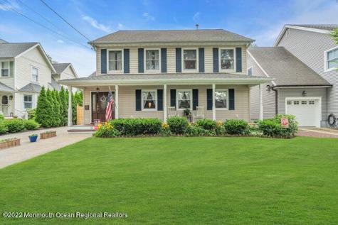 52 Morris Avenue Manasquan NJ 08736