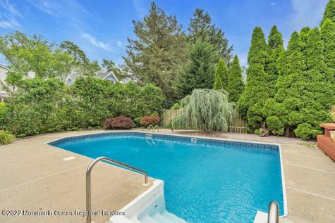 52 Morris Avenue Manasquan NJ 08736