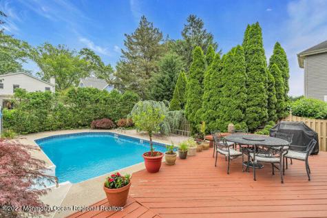 52 Morris Avenue Manasquan NJ 08736