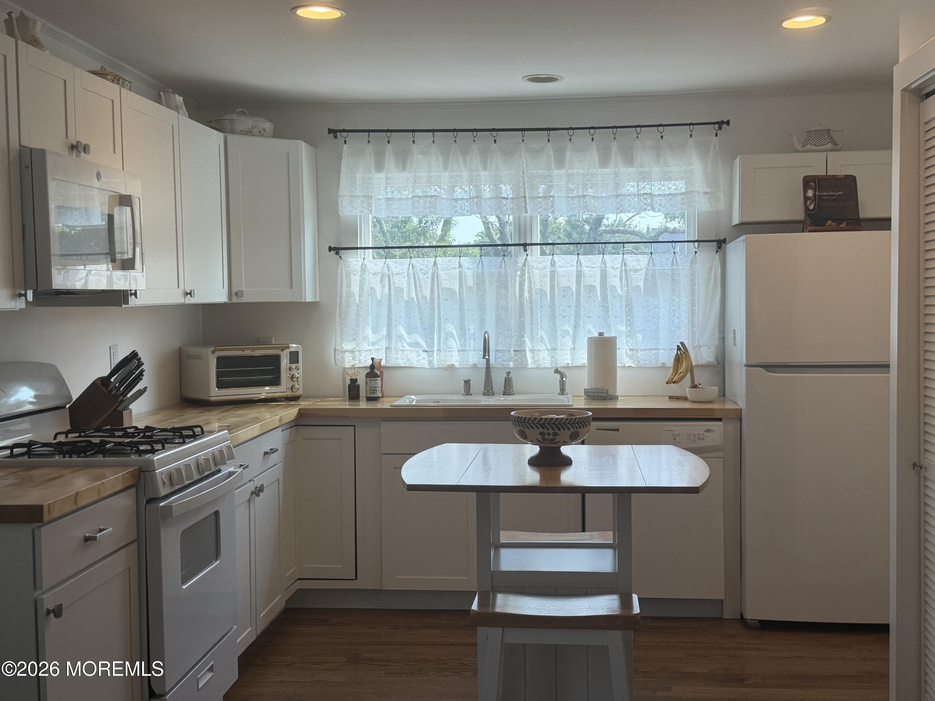 87 Avenue Of Two Rivers S Rumson NJ 07760