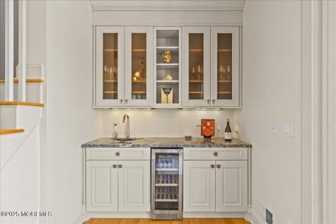 1043 Barnegat Lane Mantoloking NJ 08738
