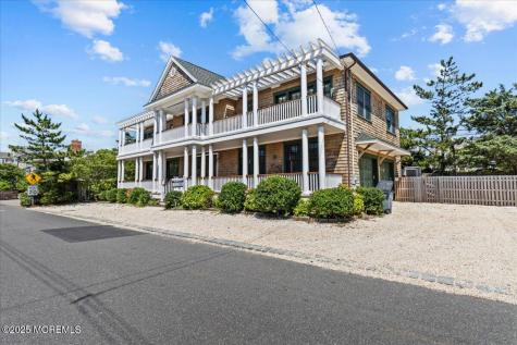 1043 Barnegat Lane Mantoloking NJ 08738
