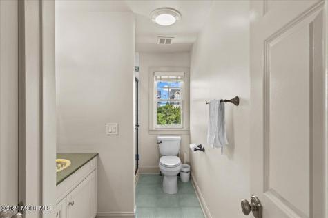 1043 Barnegat Lane Mantoloking NJ 08738