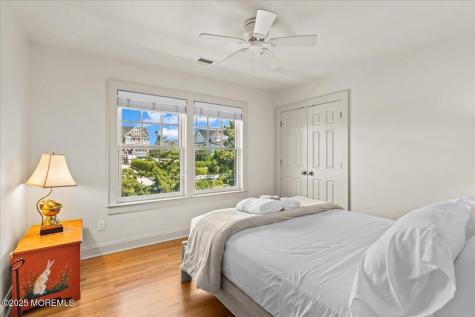 1043 Barnegat Lane Mantoloking NJ 08738