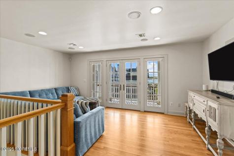 1043 Barnegat Lane Mantoloking NJ 08738