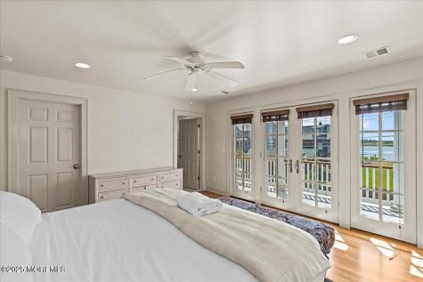 1043 Barnegat Lane Mantoloking NJ 08738