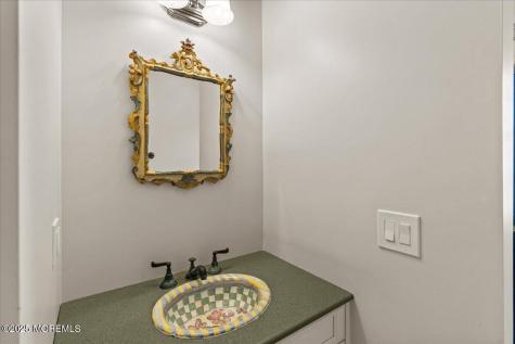 1043 Barnegat Lane Mantoloking NJ 08738