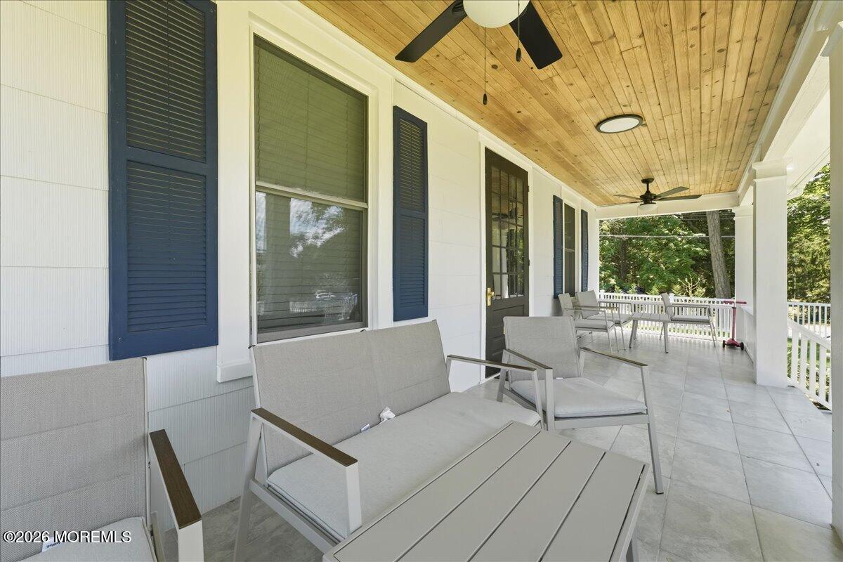 496 W Park Avenue Oakhurst NJ 07755