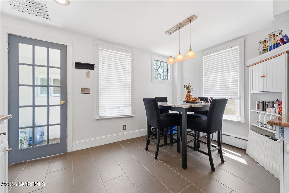 496 W Park Avenue Oakhurst NJ 07755