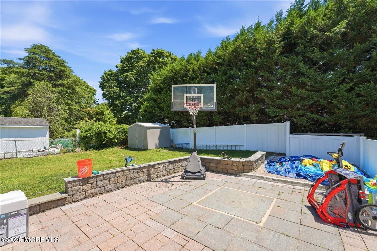 496 W Park Avenue Oakhurst NJ 07755