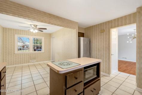429 Lake Avenue Oakhurst NJ 07755