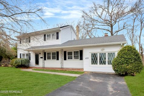 429 Lake Avenue Oakhurst NJ 07755