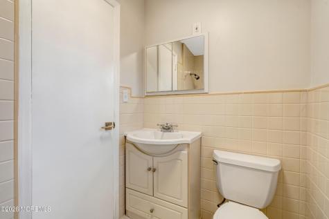 429 Lake Avenue Oakhurst NJ 07755