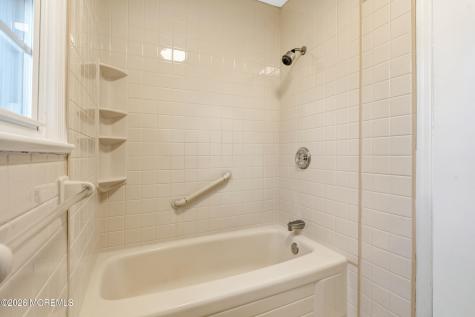 429 Lake Avenue Oakhurst NJ 07755