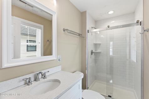 15 4th Street Highlands NJ 07732