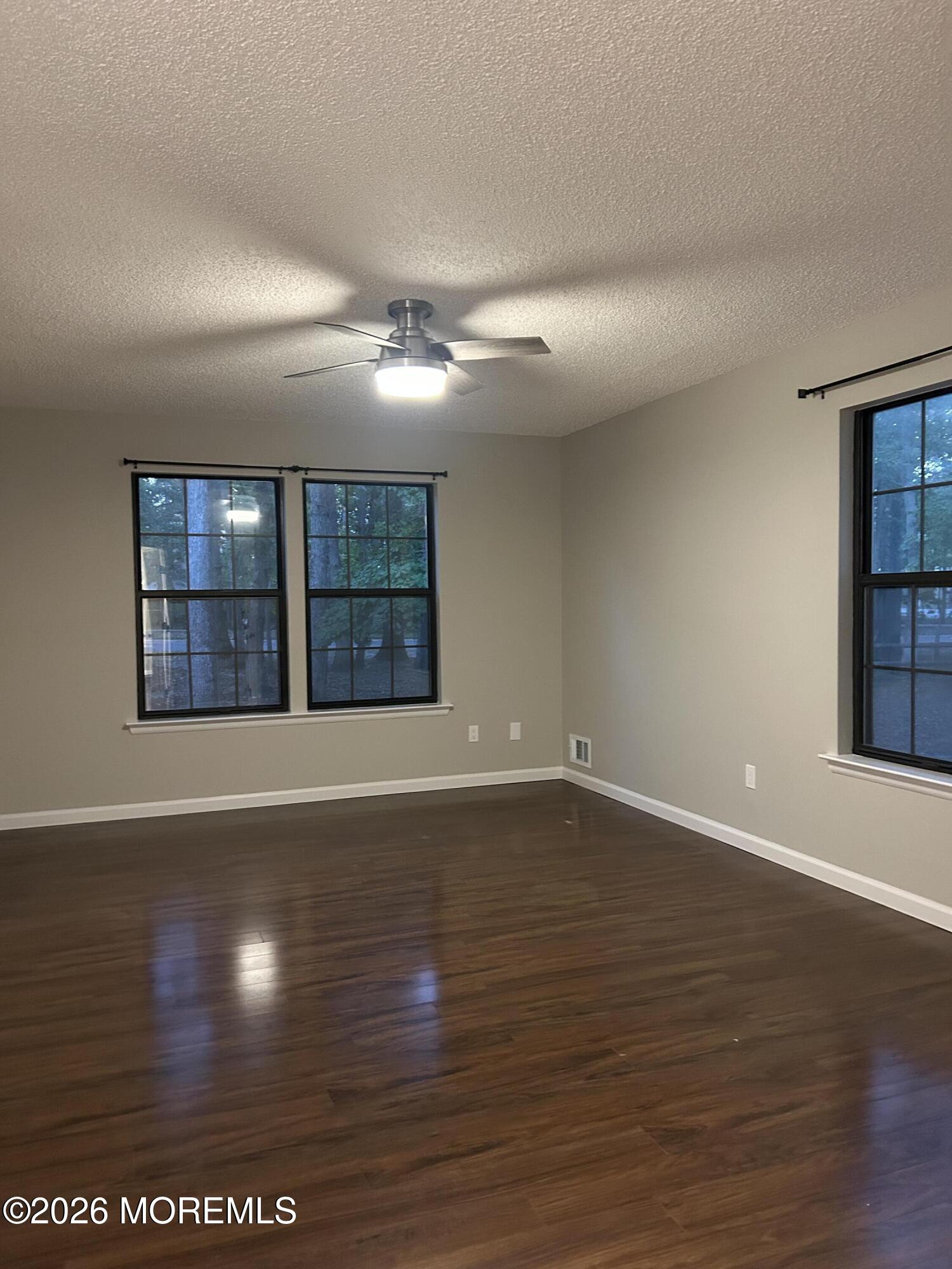 200 Daisy Court Jackson NJ 08527