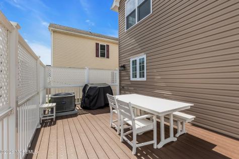 12 4th Street Highlands NJ 07732