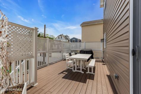 12 4th Street Highlands NJ 07732