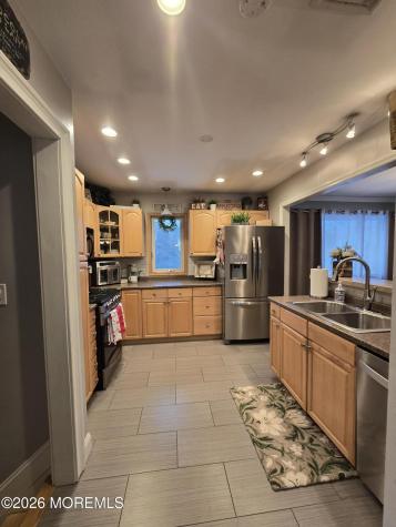 903 Bloomfield Avenue Ocean Twp NJ 07712