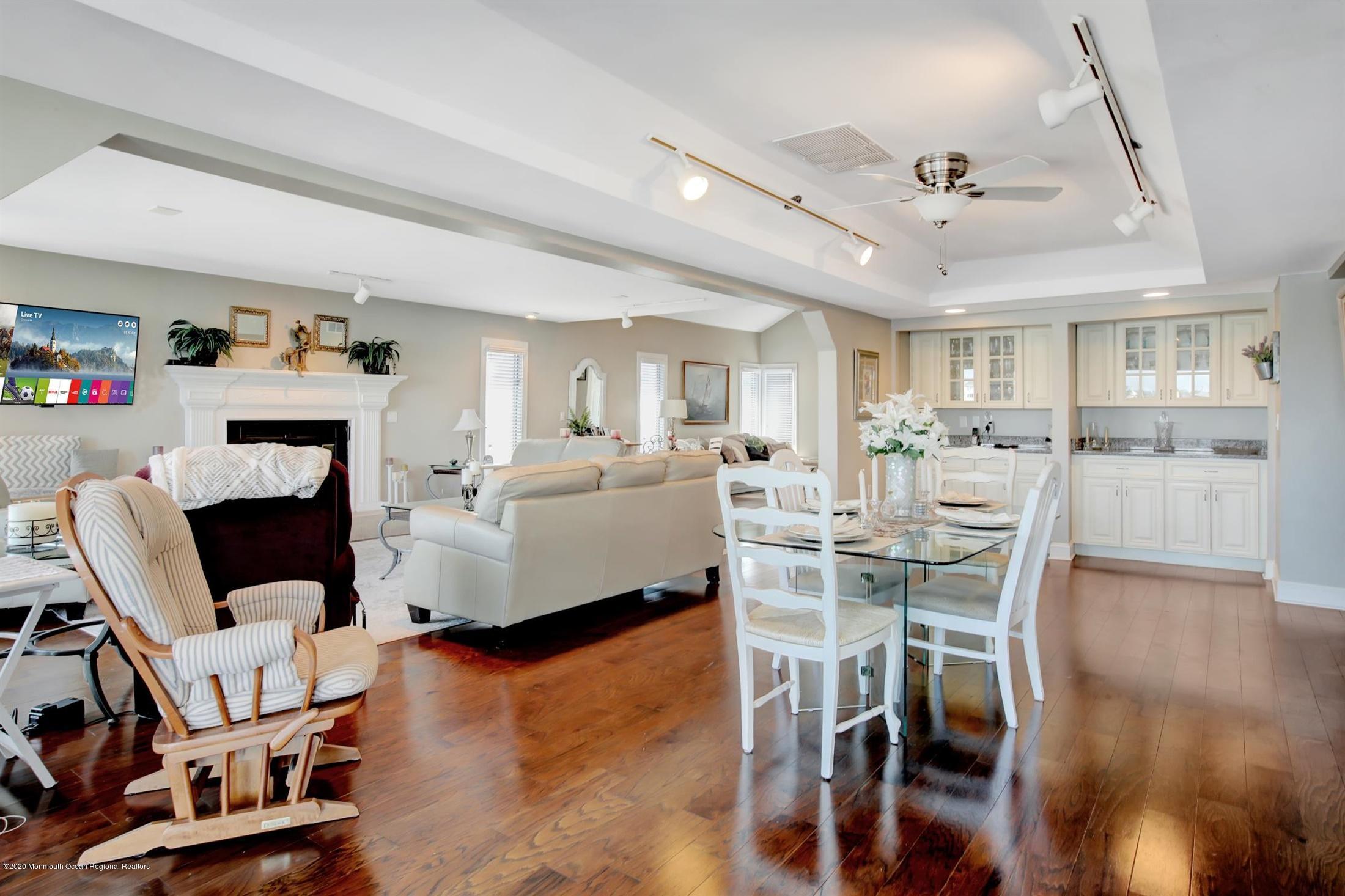 374 Aldo Drive Toms River NJ 08753