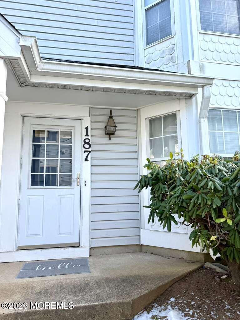 187 Tulip Lane Freehold NJ 07728